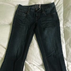 Capris dark blue Size 5 American Rag.
